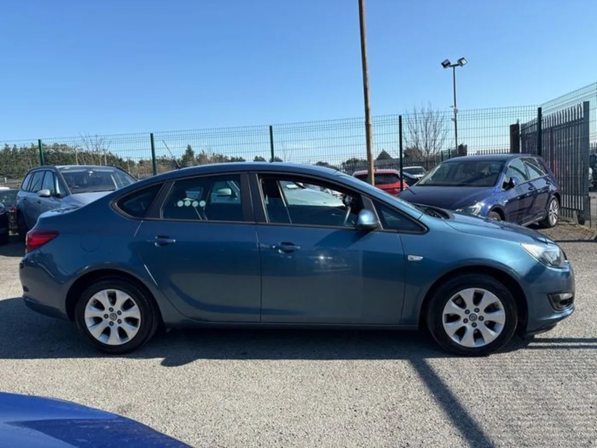 2014 Opel Astra 1.7L Diesel New NCT 01/2026 - Image 2