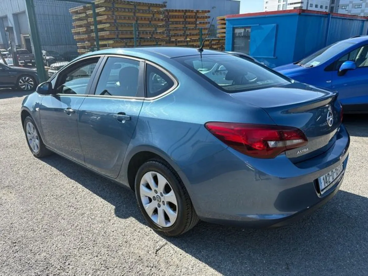2014 Opel Astra 1.7L Diesel New NCT 01/2026 - Image 4