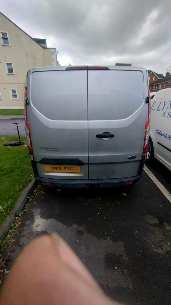 6 seater - Image 3