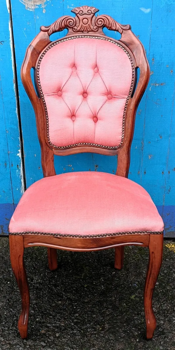 Set of 6 Italian Style Buttonback Chairs - Image 2