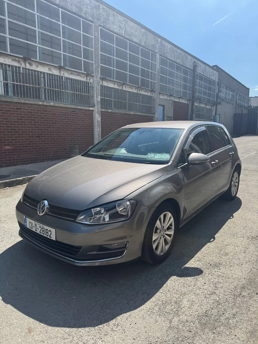 Volkswagen Golf 2013 - Image 1