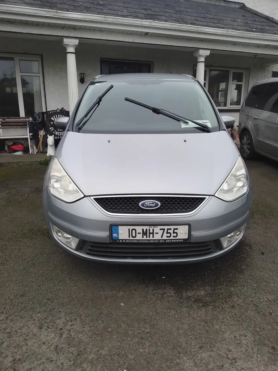 Ford Galaxy 2010 - Image 1