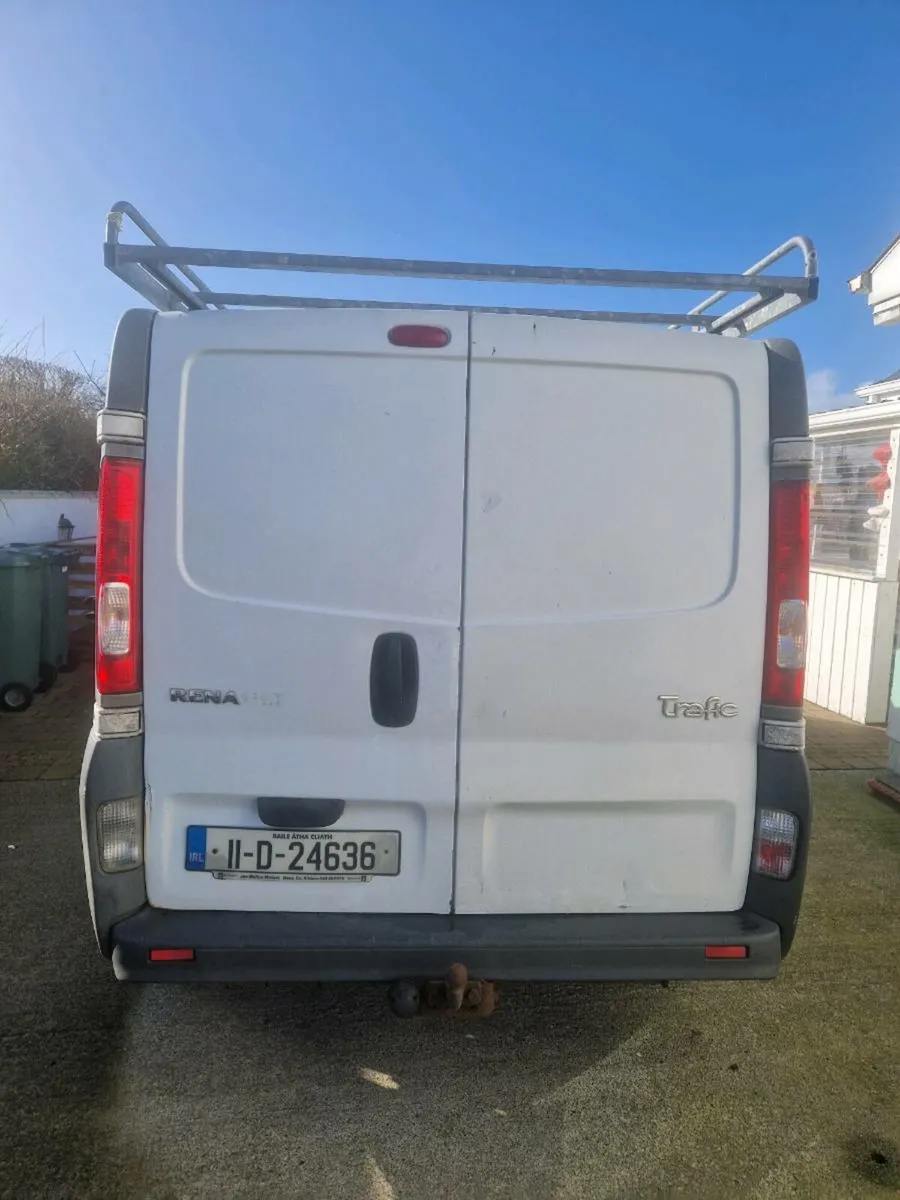 Renault Traffic 2011 - Image 2