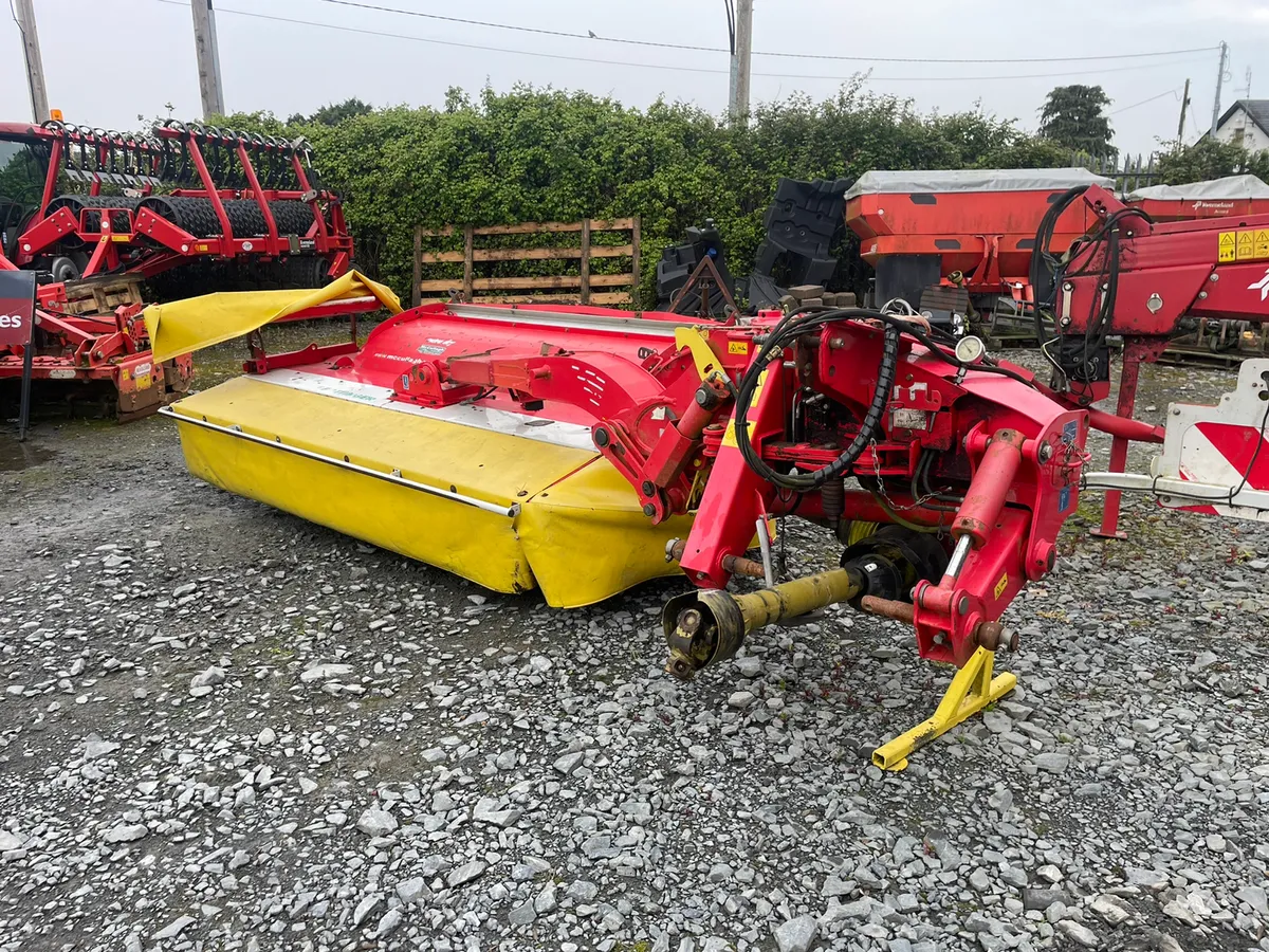 Pottinger novacat 302 rear &304 front mower - Image 1