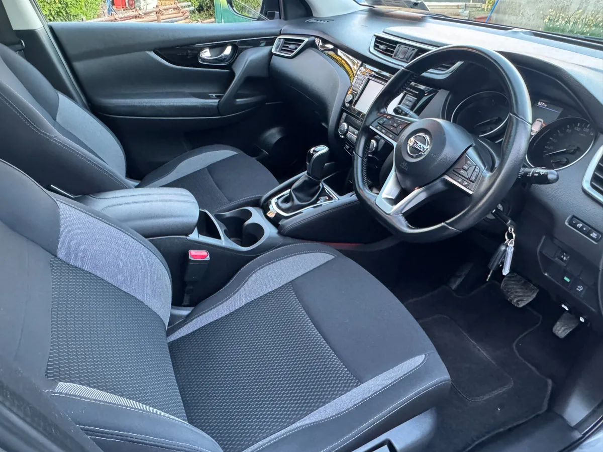 2019 Nissan Qashqai 1.5 DCI Automatic - Image 2