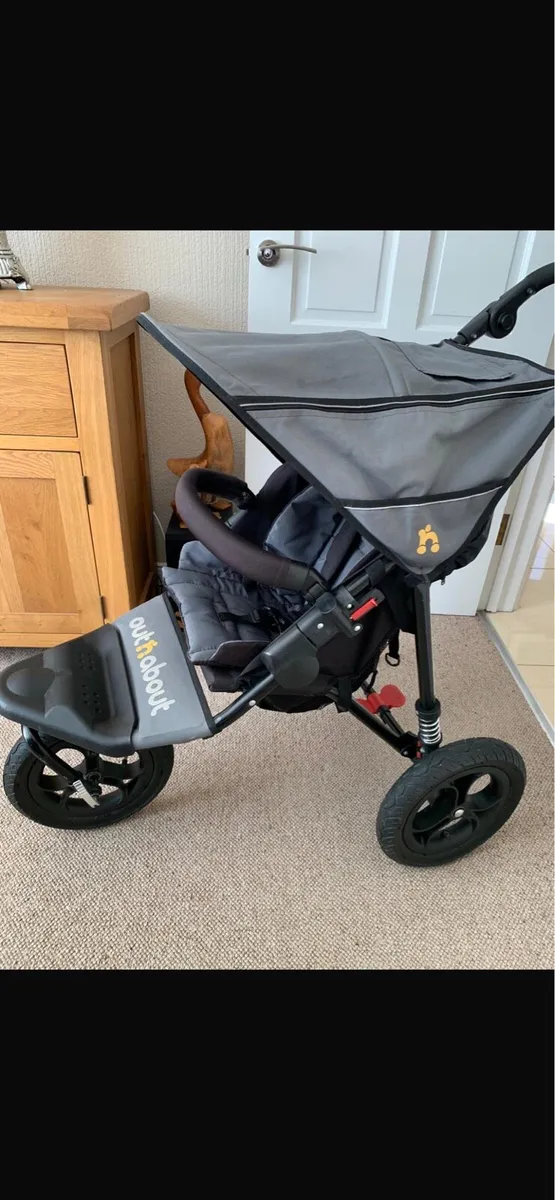 Out n about pram - Image 1
