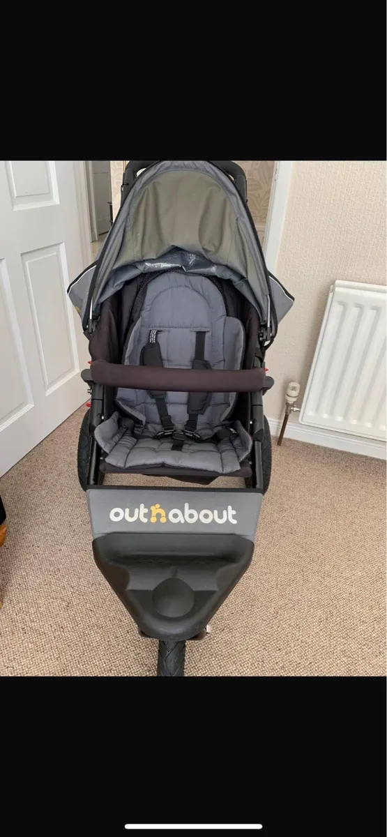 Out n about pram - Image 2