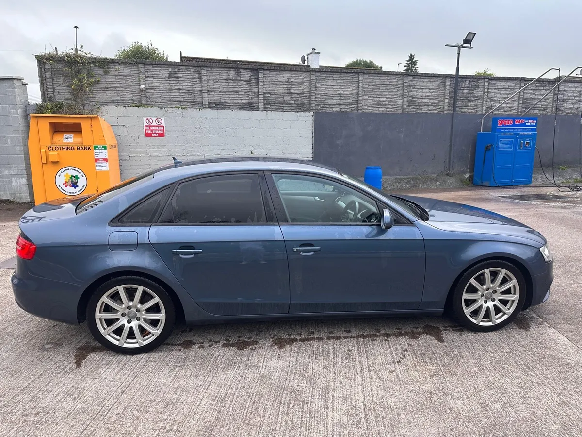 Audi A4 SE Technik (8 speed automatic) - Image 3