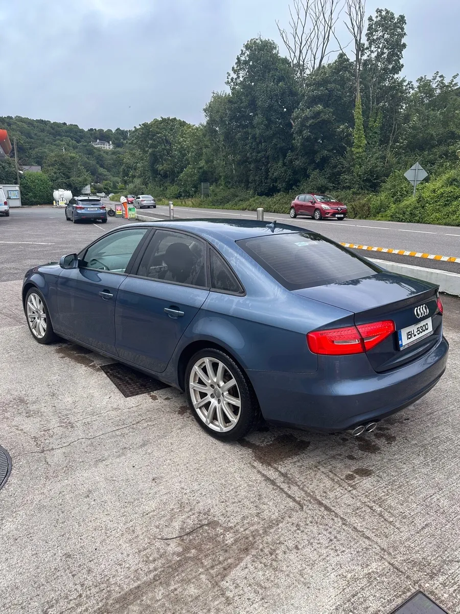 Audi A4 SE Technik (8 speed automatic) - Image 4