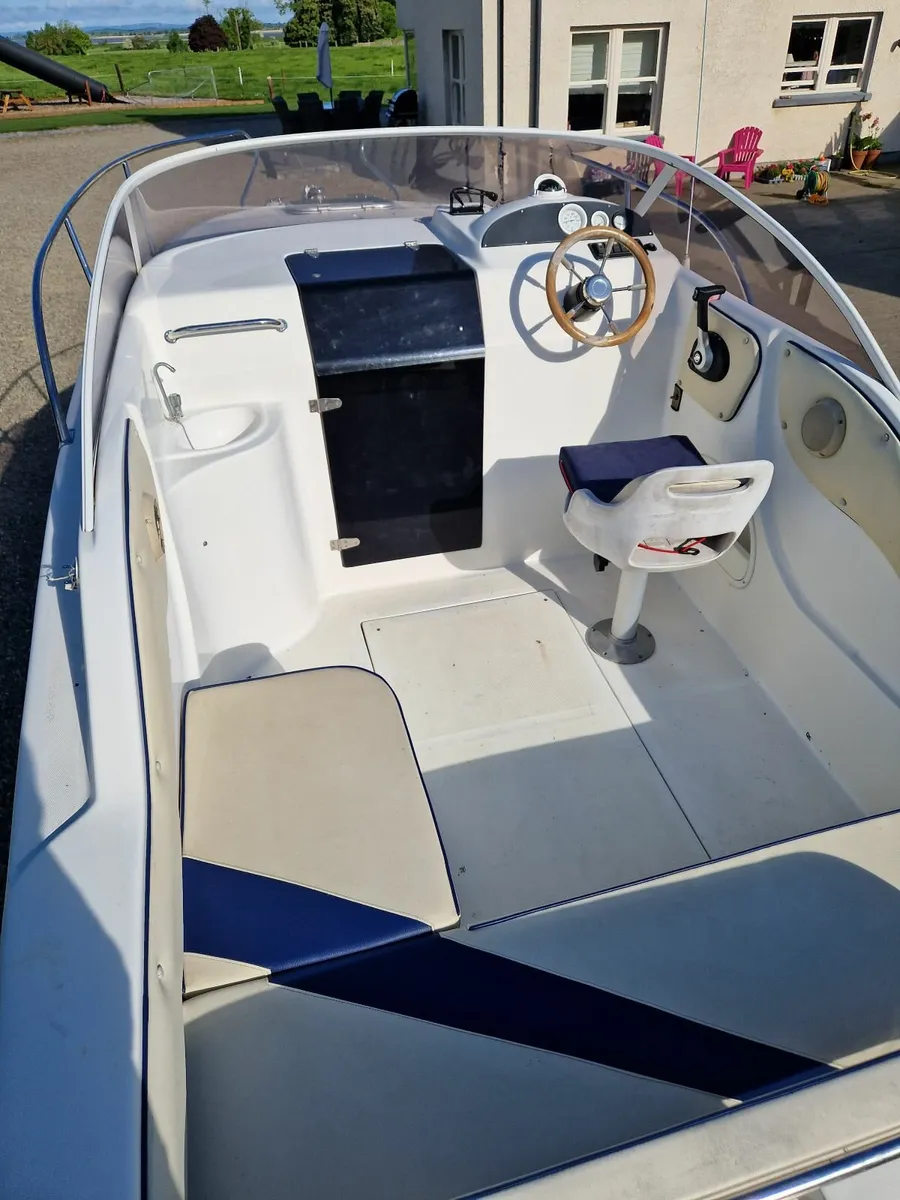 Boat - Image 3