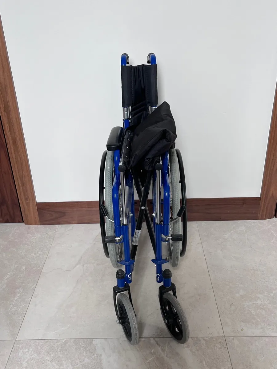 18” Transit Wheelchair - Image 3