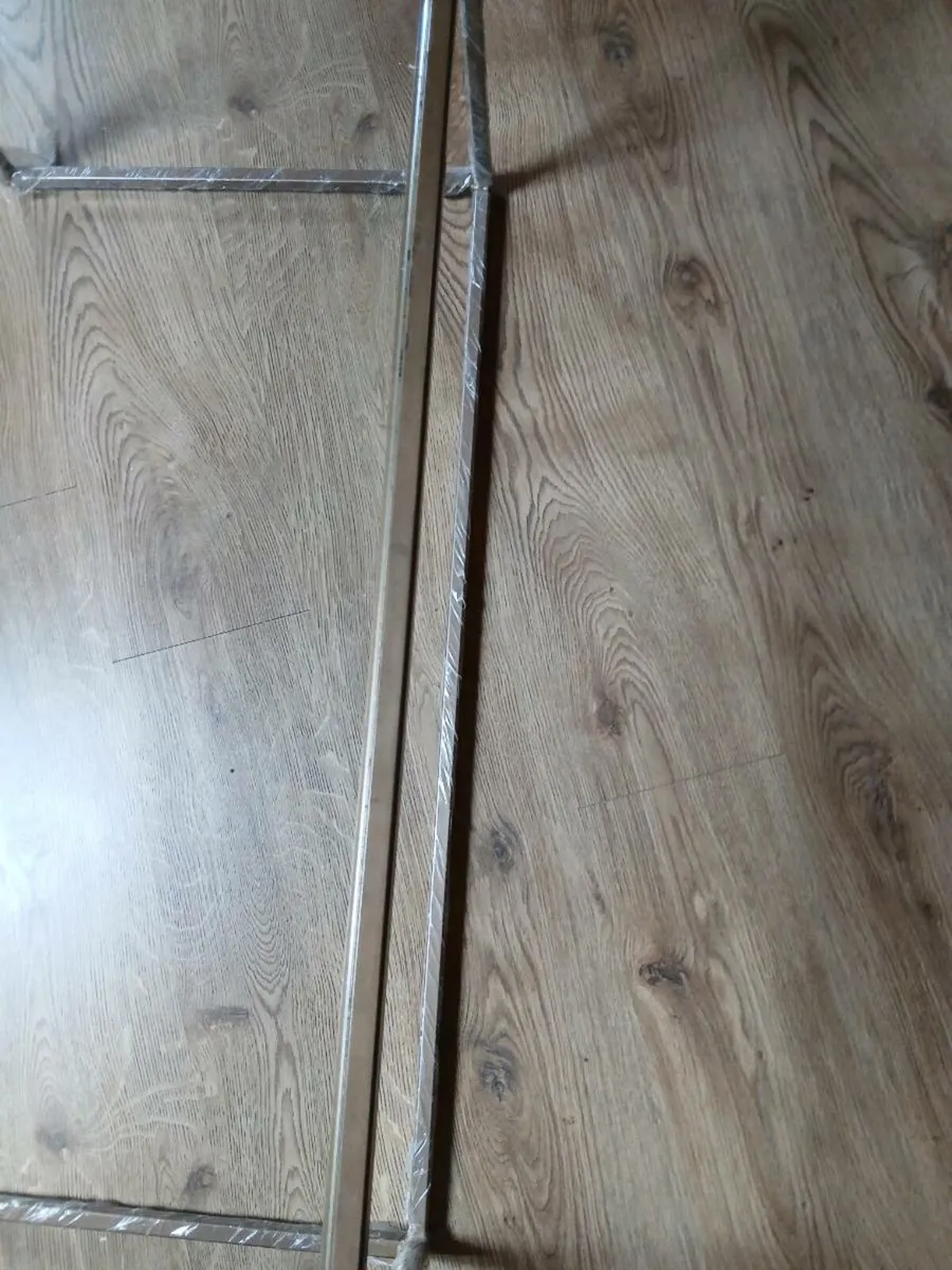New Glass coffee table - Image 2