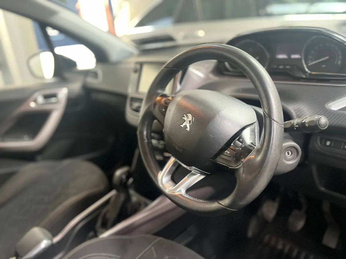 Peugeot 2008 2015. 1.4 HDI   ALLURE - Image 3