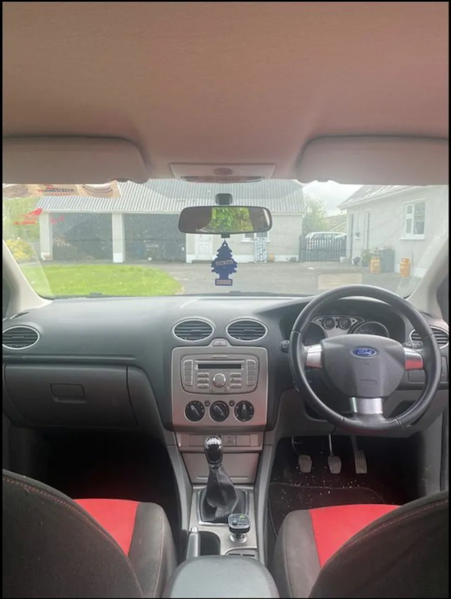 Ford Focus 2009 - Image 4