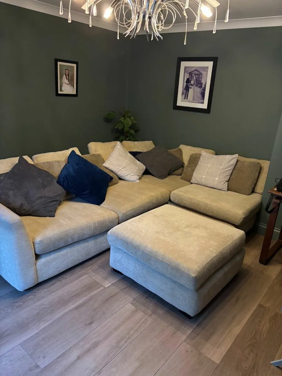 Corner Sofa - Image 1