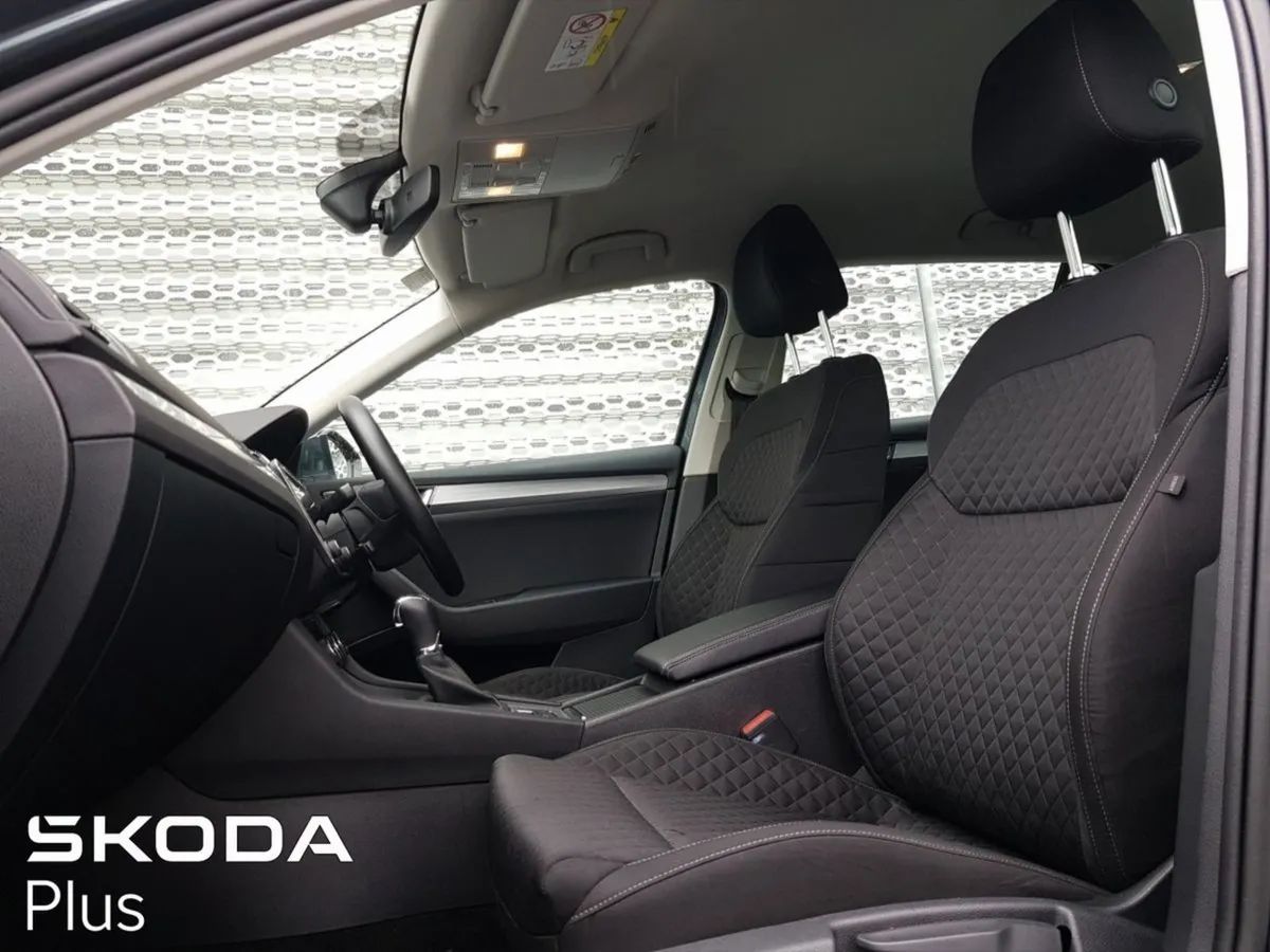 Skoda Superb Superb Combi Ambition 2.0tdi DSG - Image 3