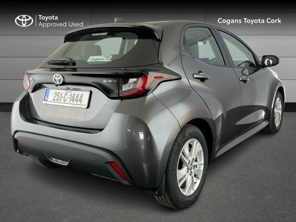 Toyota Yaris Luna - Image 2