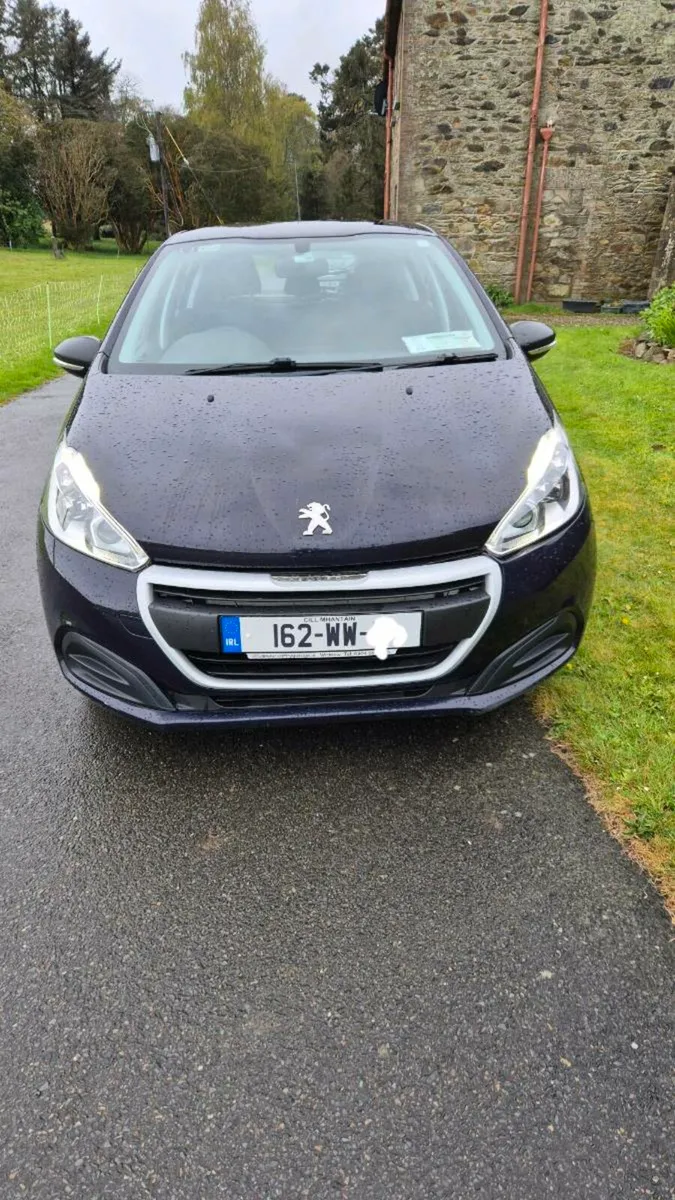 Peugeot 208 - Image 4