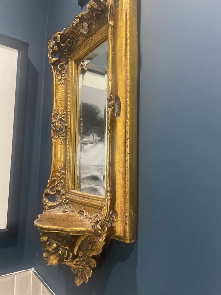Beautiful Antique style mirrors x2 - Image 2