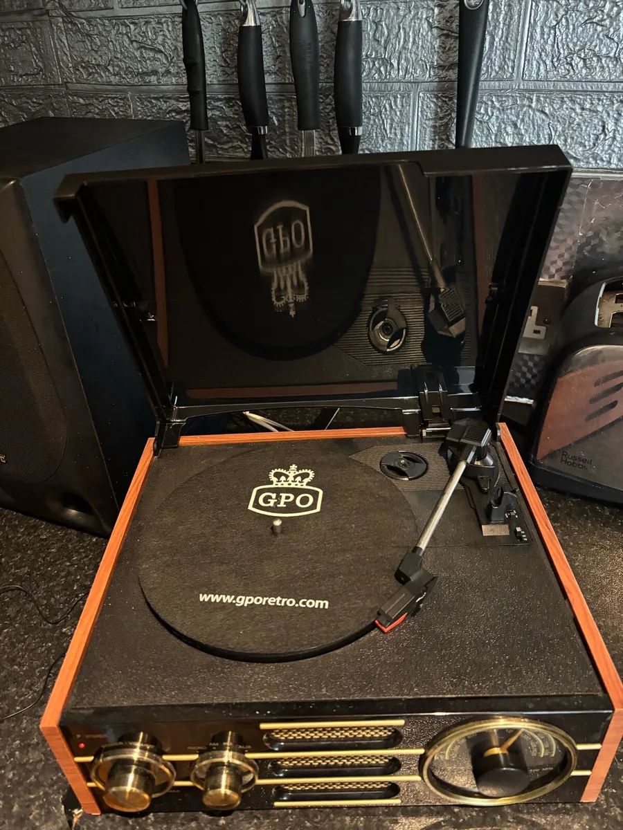 GPO EMPIRE vinyl record player - Image 1