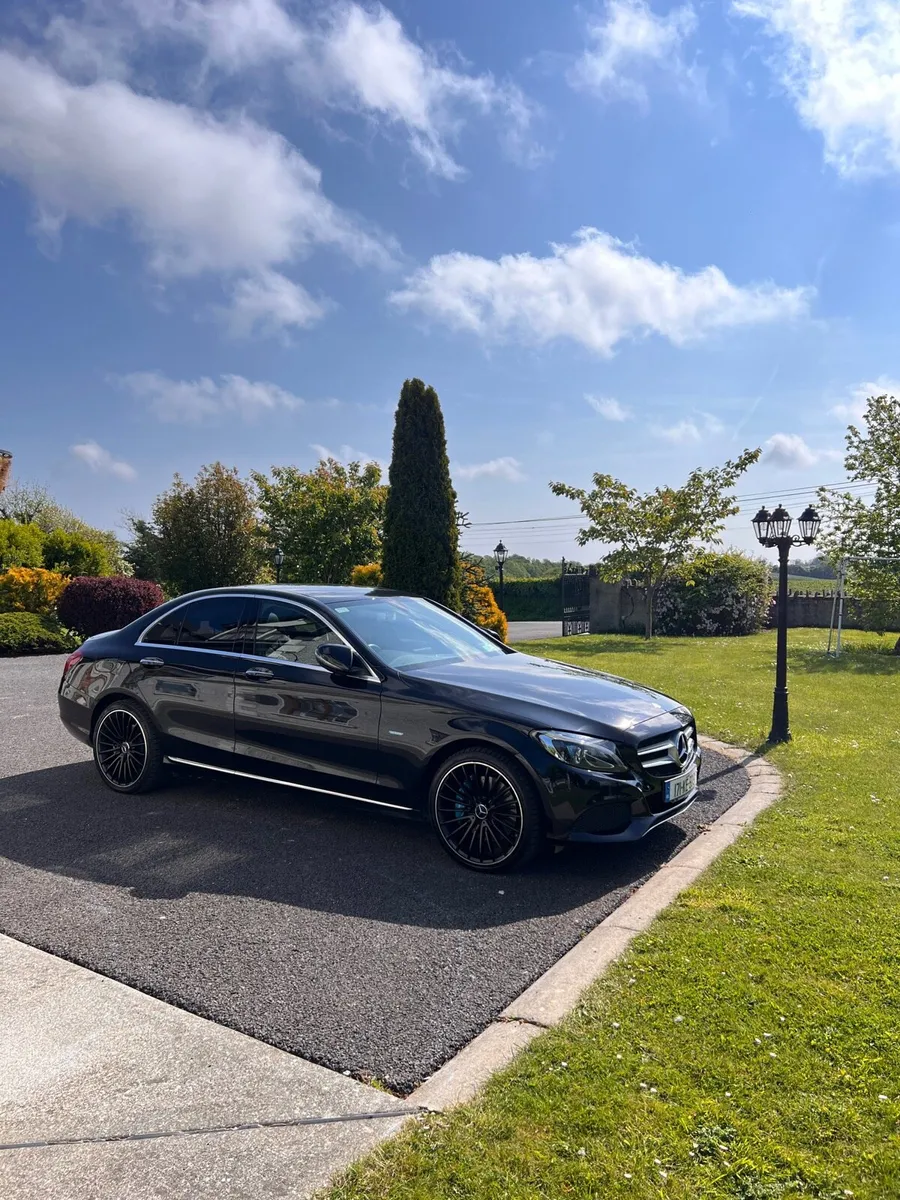 Mercedes-Benz C350 E sport premium hybrid blug-in - Image 1
