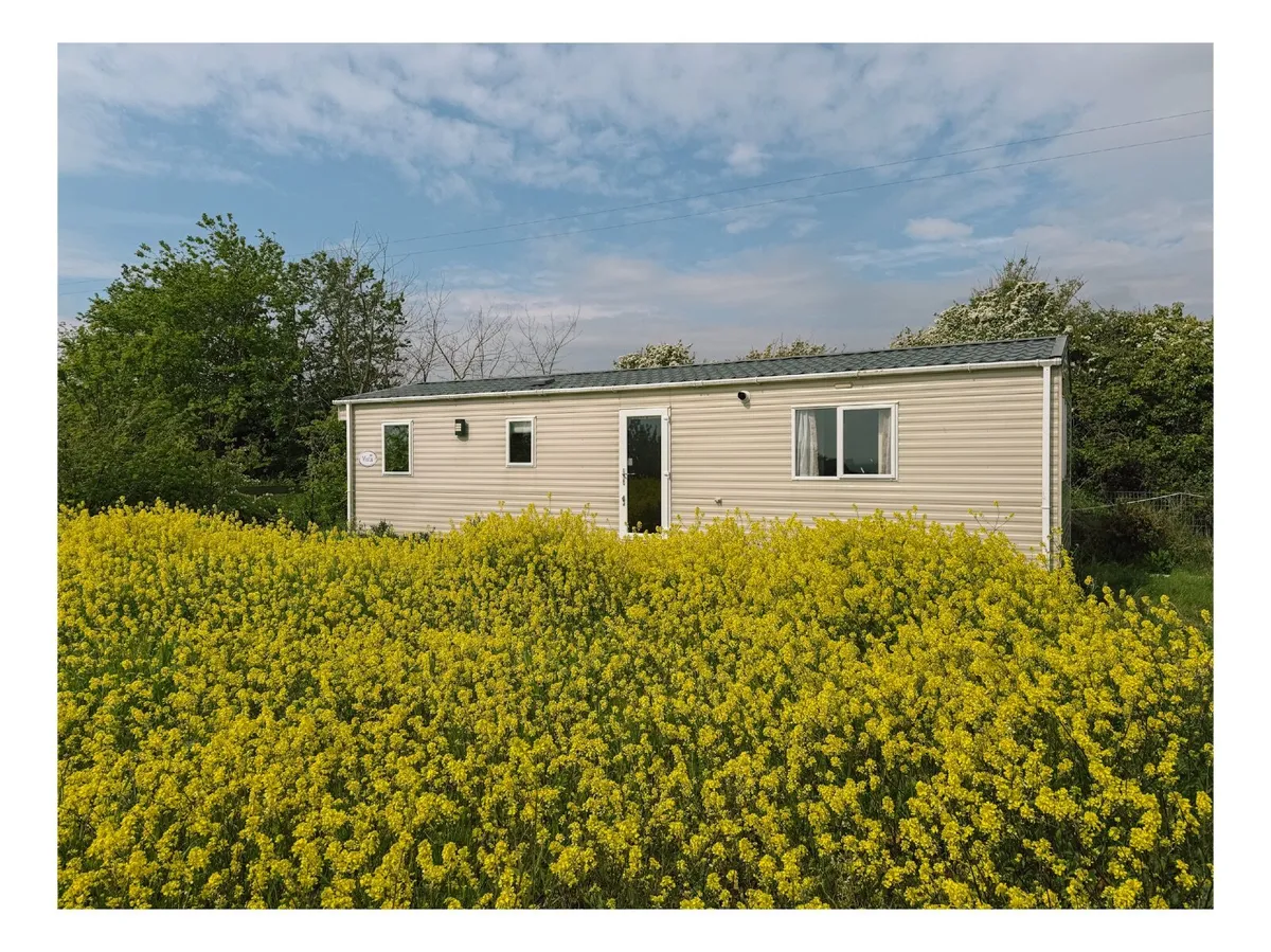 Abi Vista Platinum, 2014 Mobile Home Winter Pack - Image 1