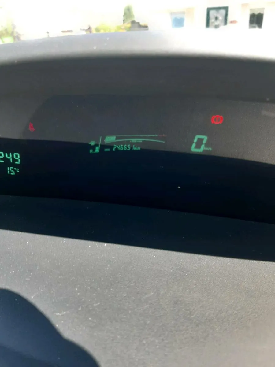 Toyota yaris - Image 3