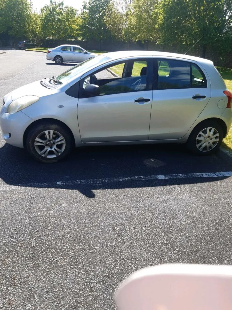 Toyota yaris - Image 4