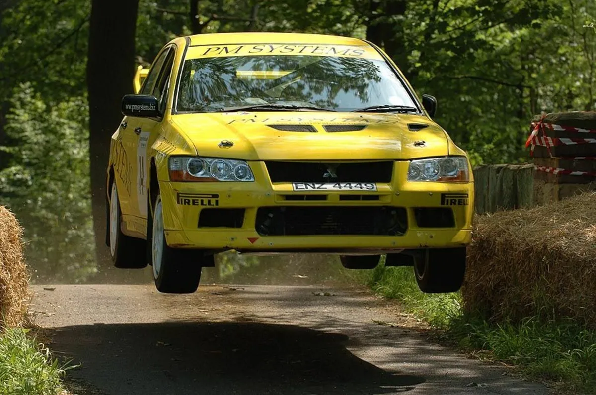 Car - Image 2
