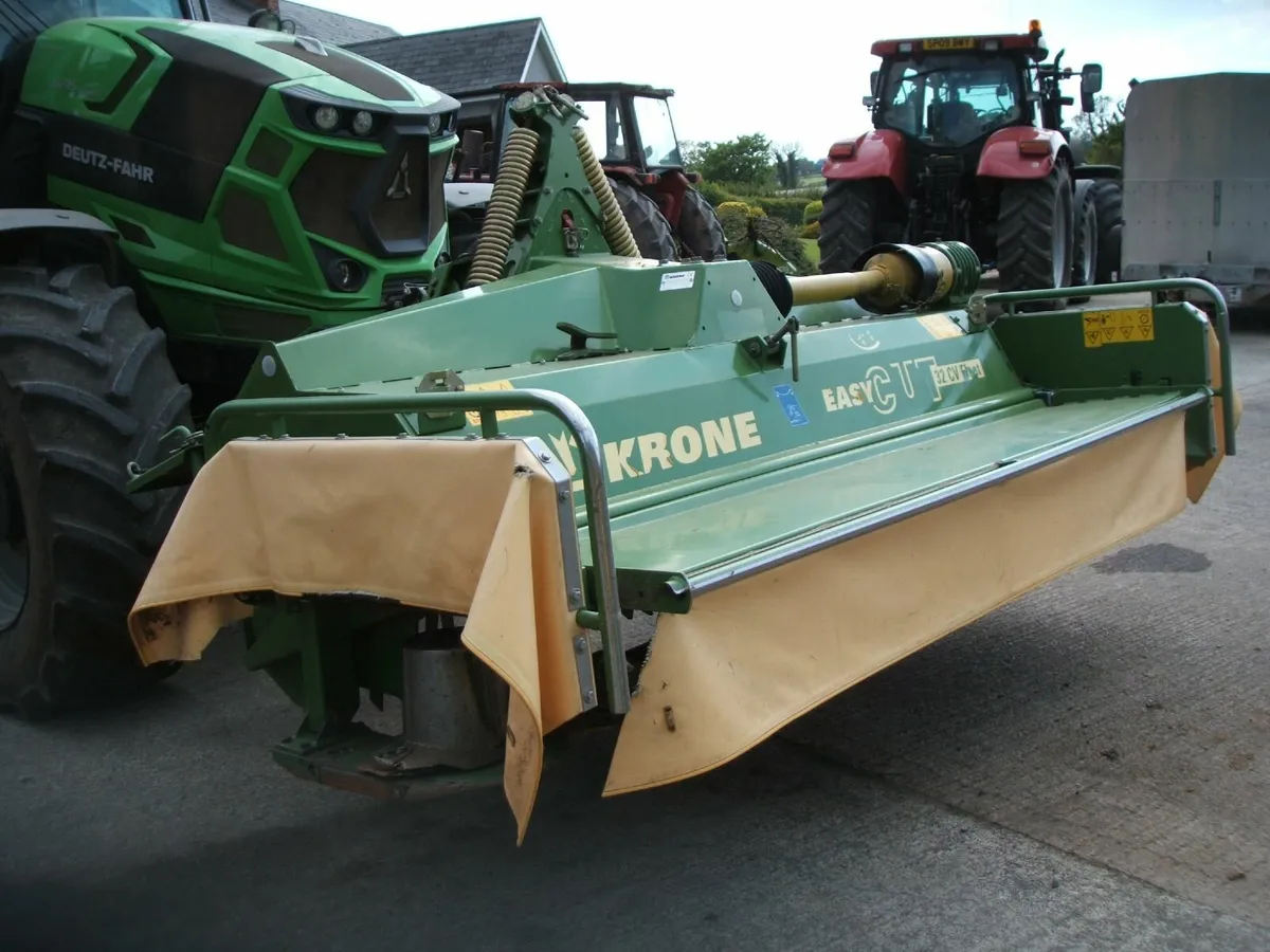 2013 Krone 32 CV butterfly mowers - Image 4