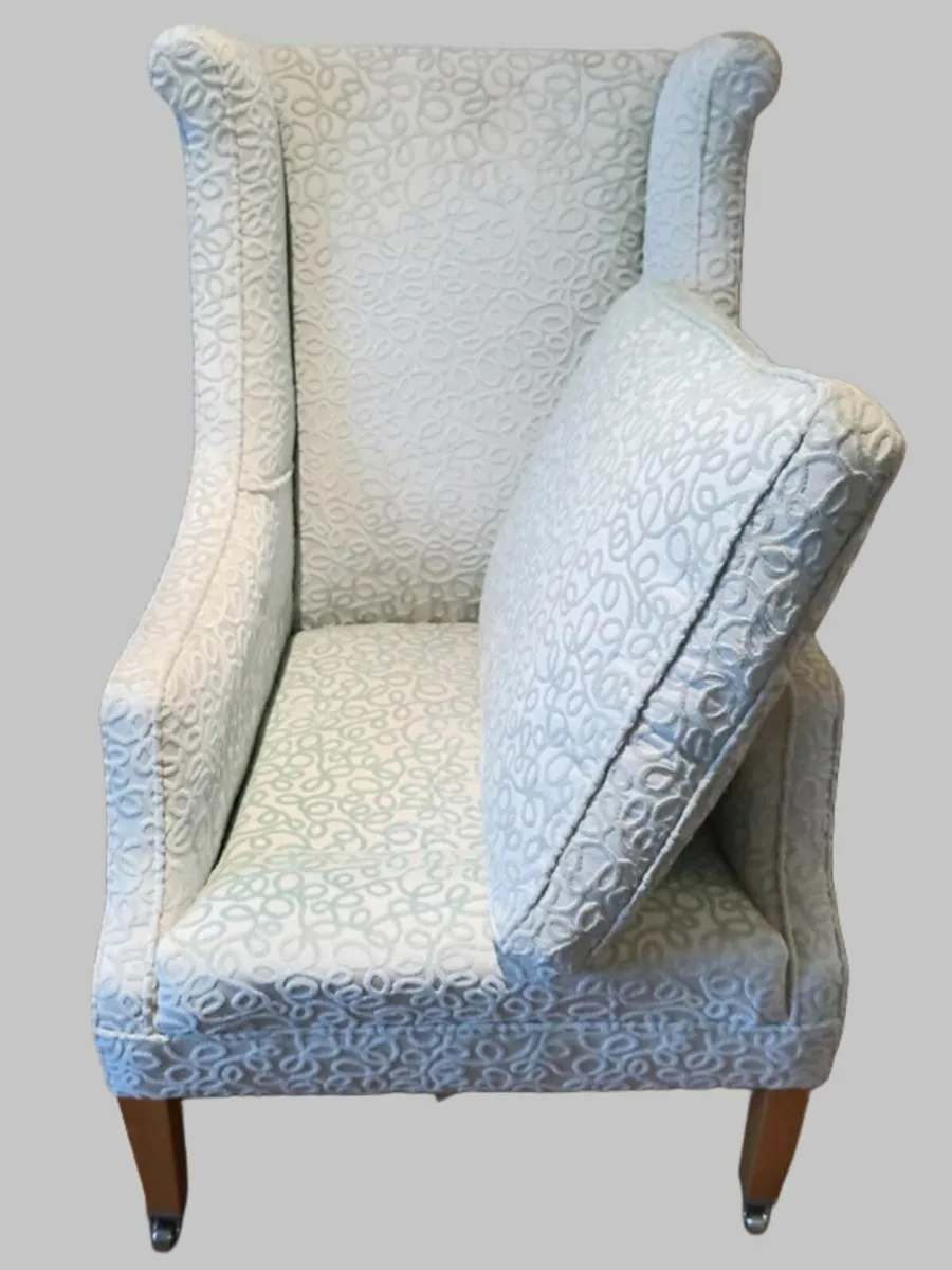 📍 CLEARANCE: DESIGNER Wingback Chair - Image 2