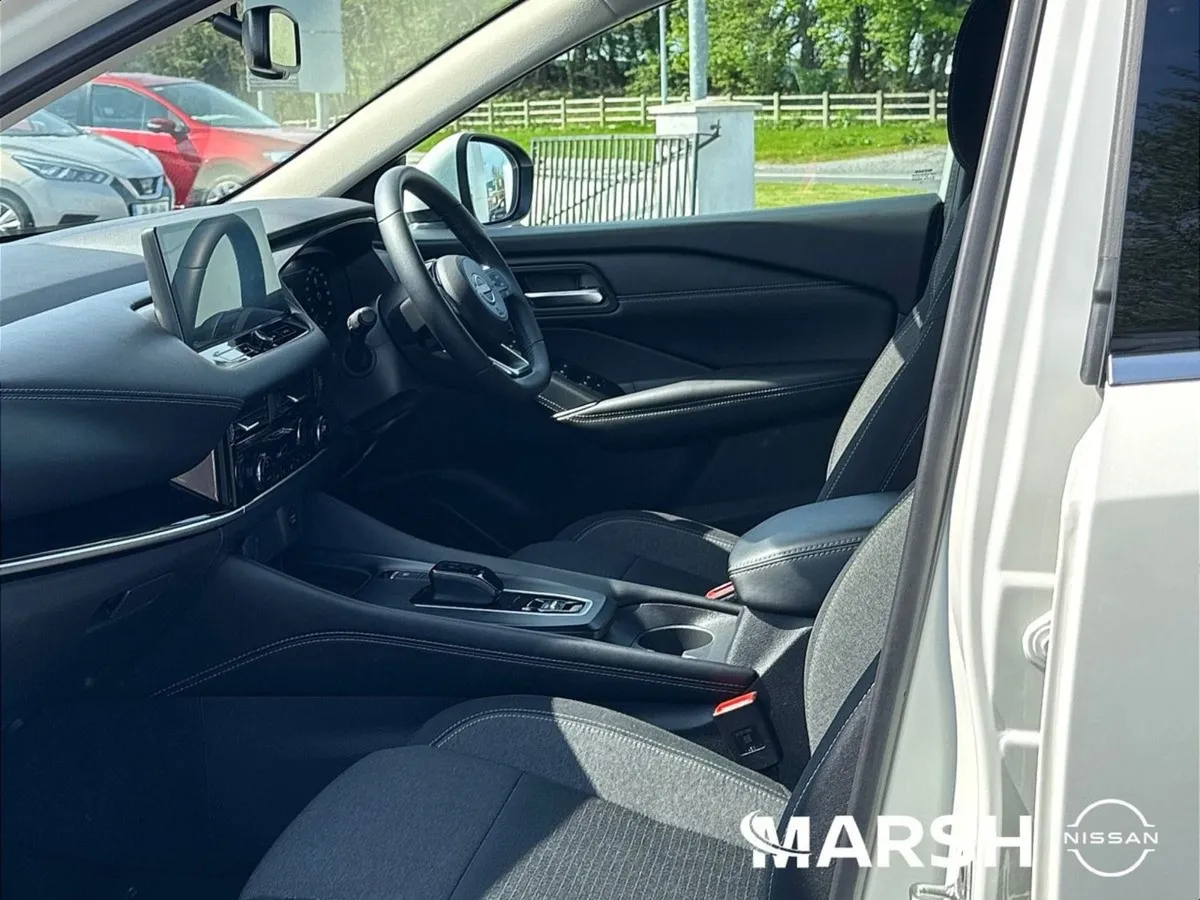 Nissan QASHQAI Hybrid Epower SV Premium - Image 4