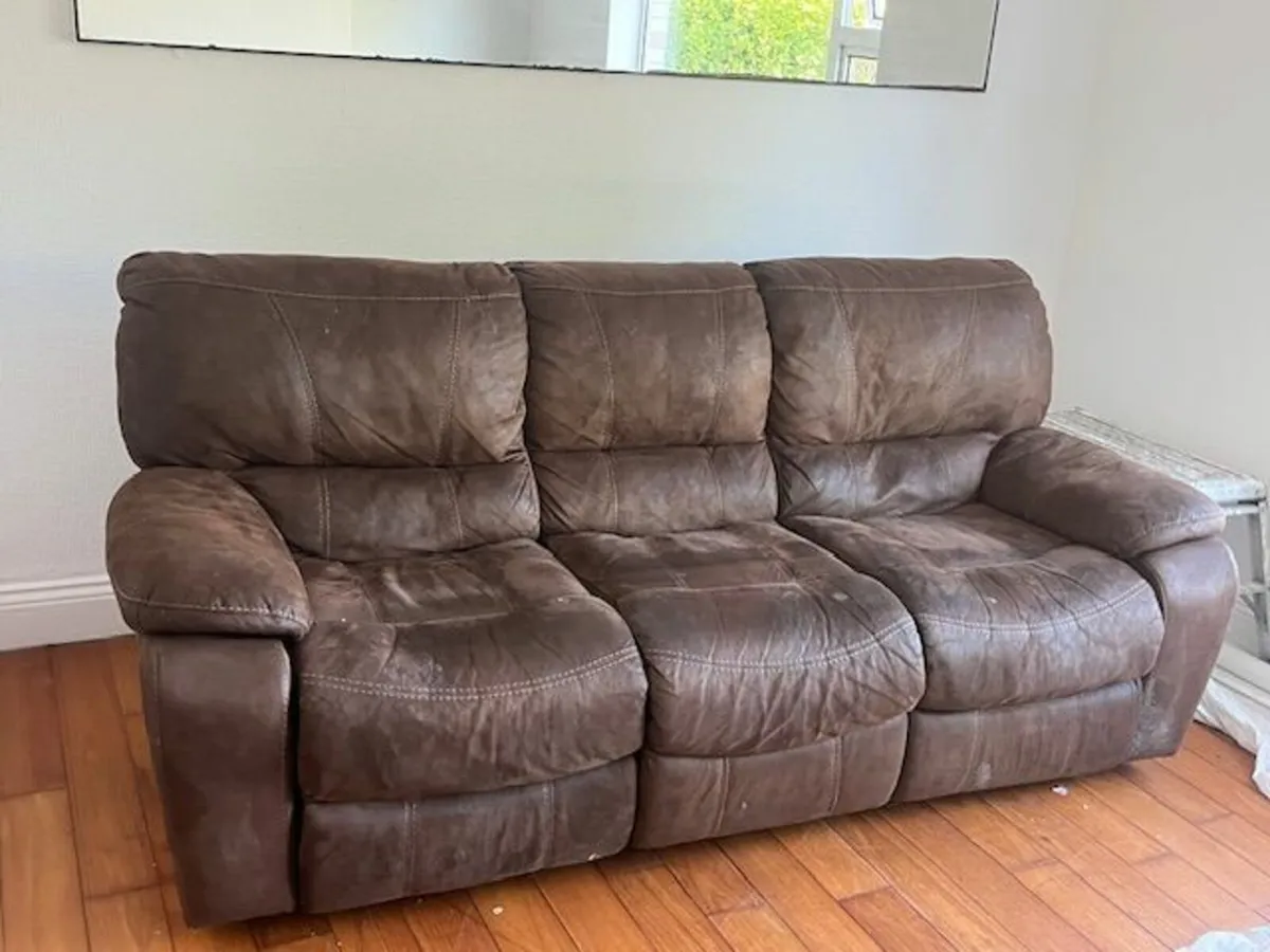 3 Seater LeatherCouch & Matching Armchair For Sale - Image 3