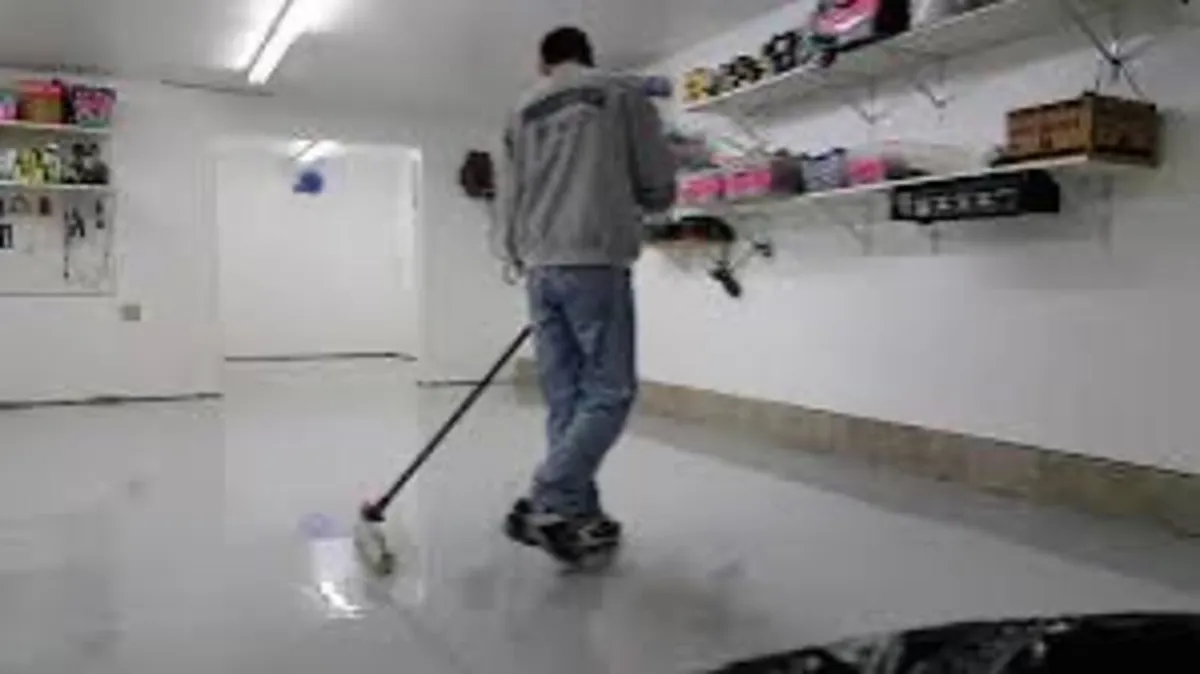 Floor paint - Image 1