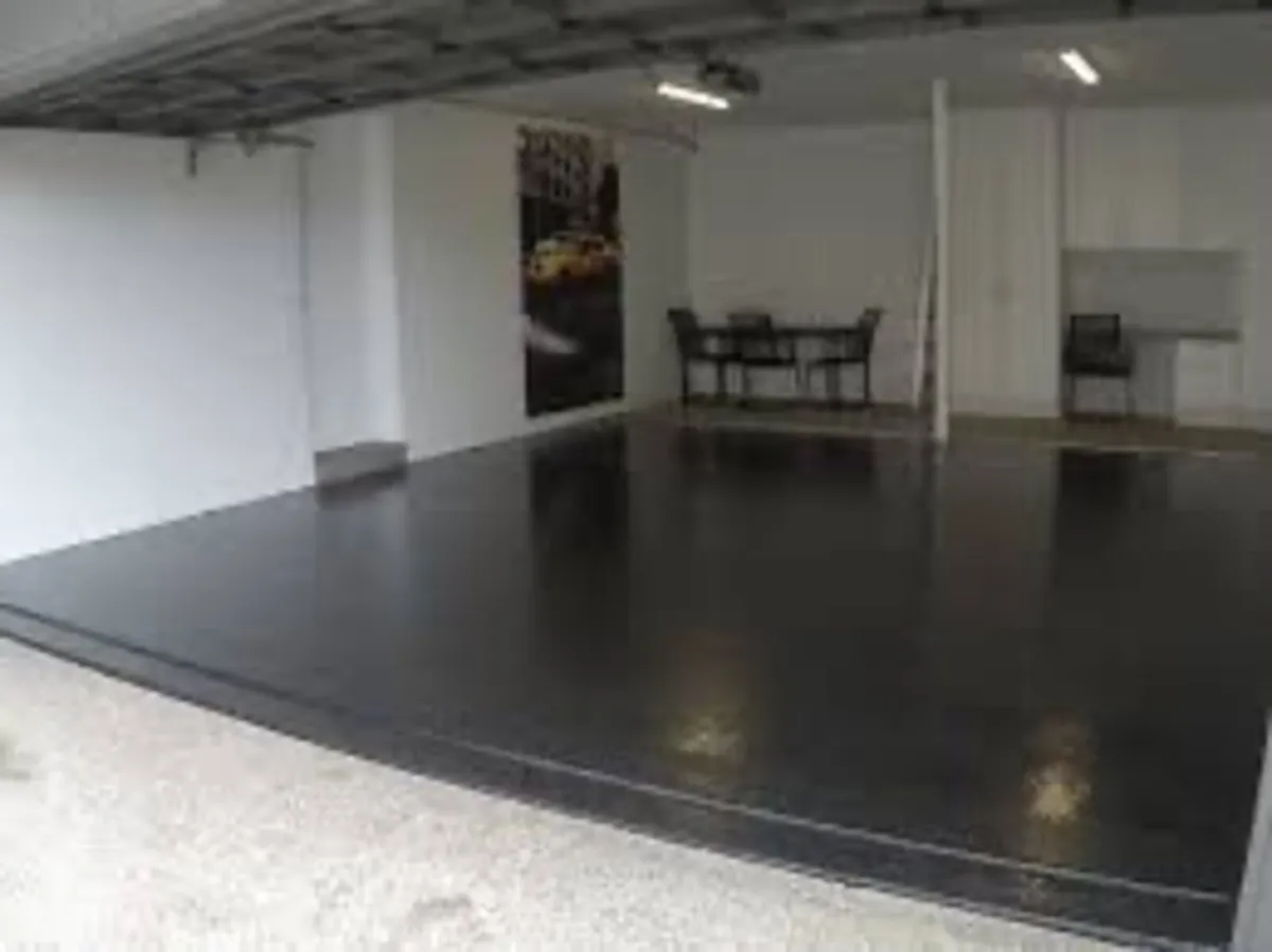 Floor paint - Image 1
