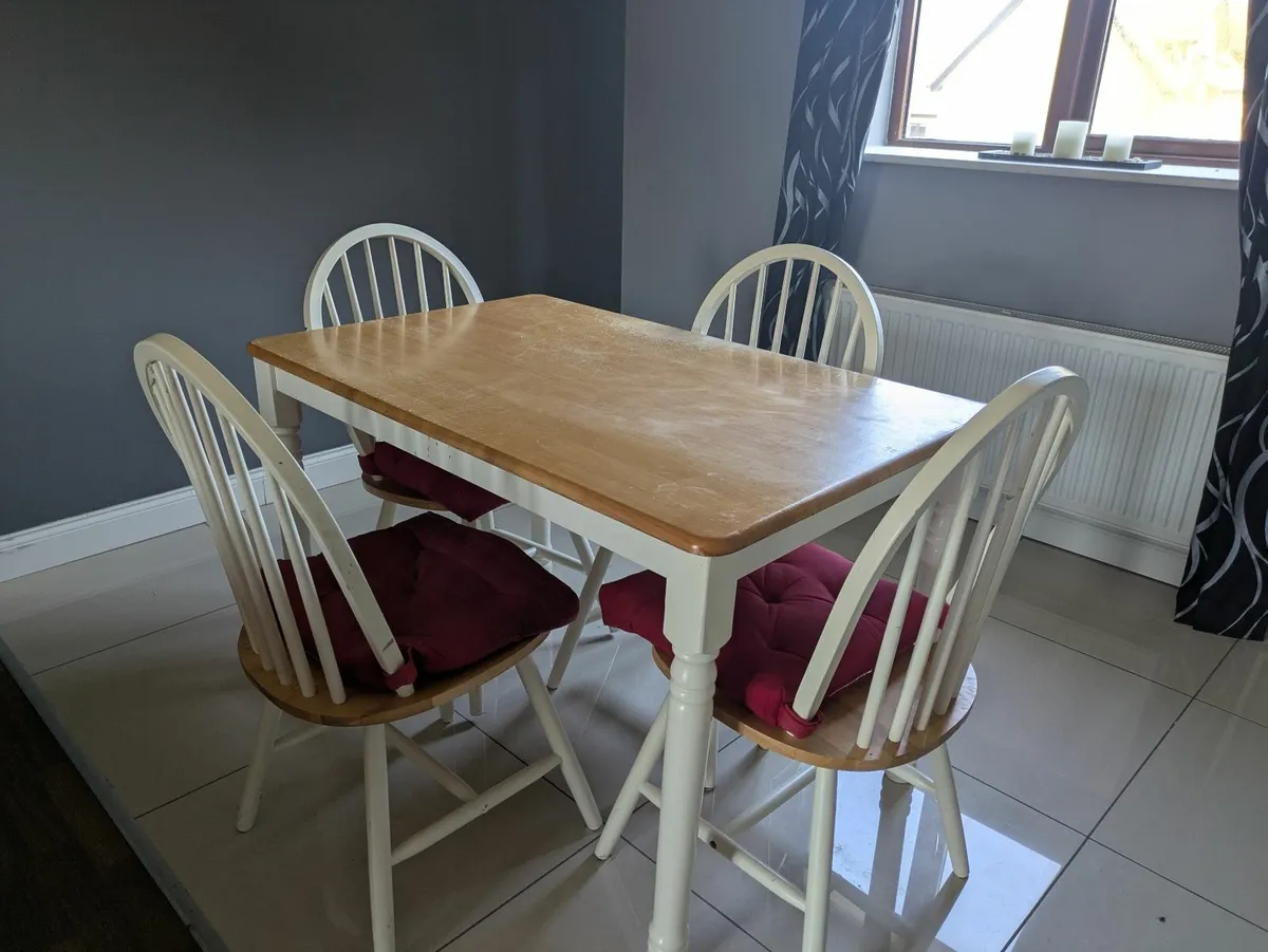 Kitchen Table and chairs