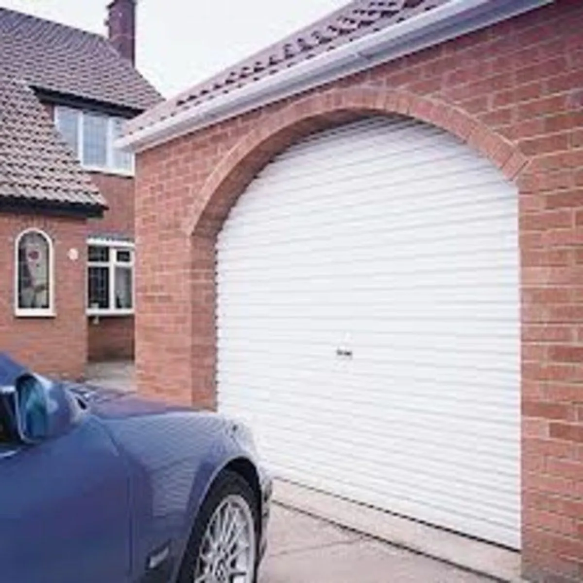 roller  door  white,  2nd - Image 2