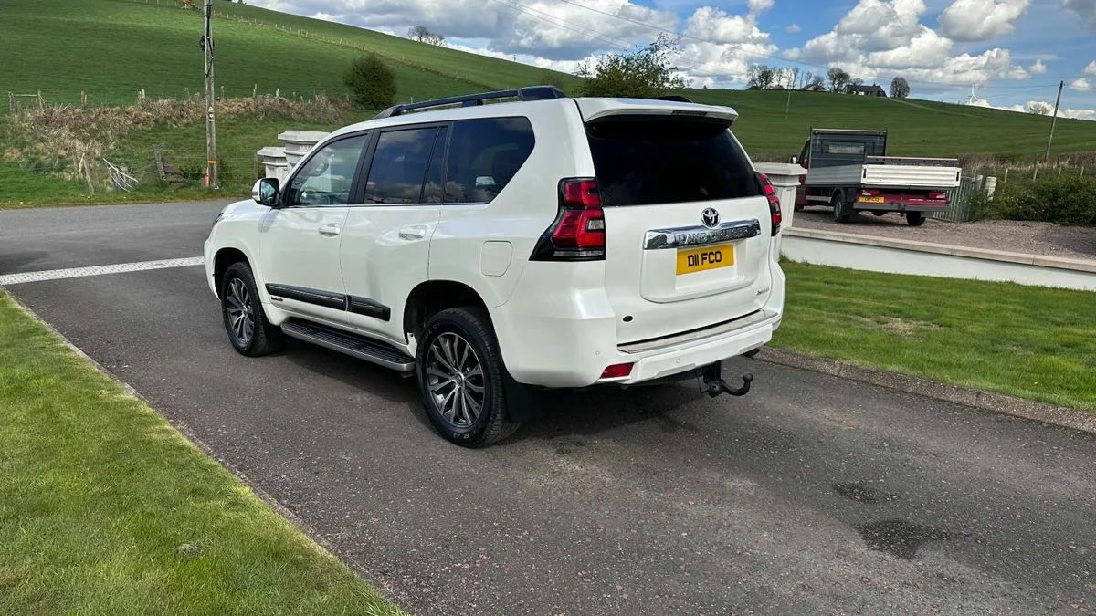 Toyota Land Cruiser 2018 - Image 3
