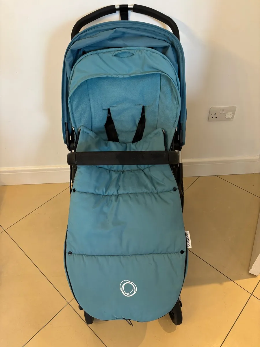 Bugaboo Chameleon Travel System - Image 2