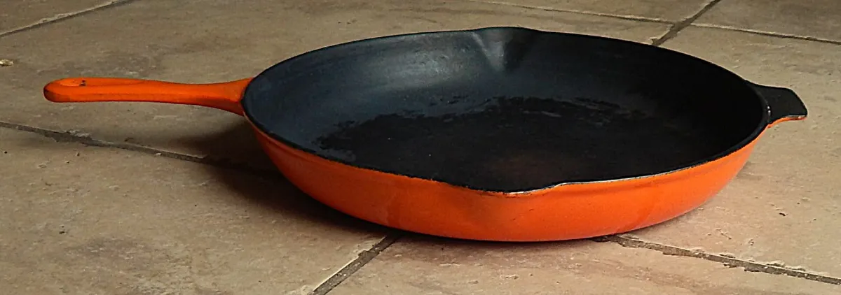 Le Creuset Volcanic Cast Iron Frying Pan - Image 1