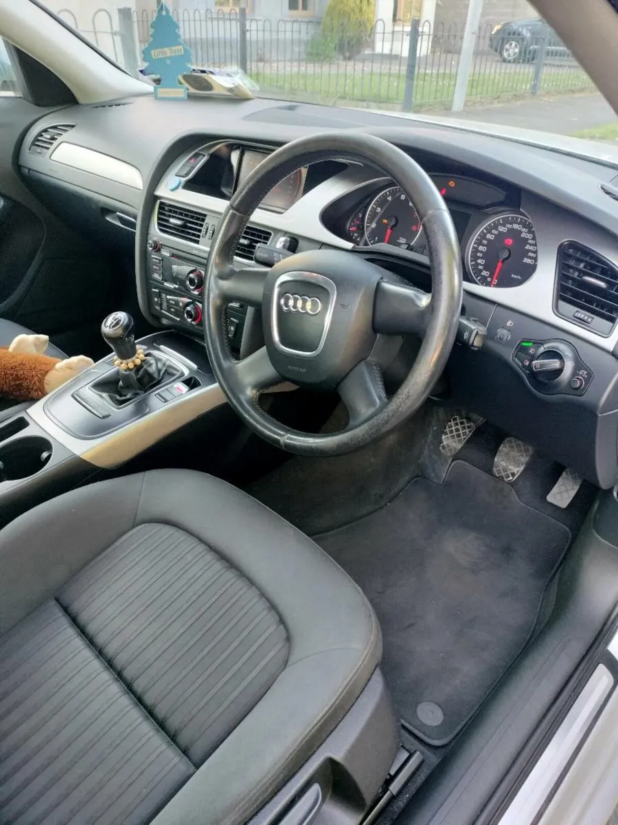 2009 Audi A4 1.8 petrol - Image 3