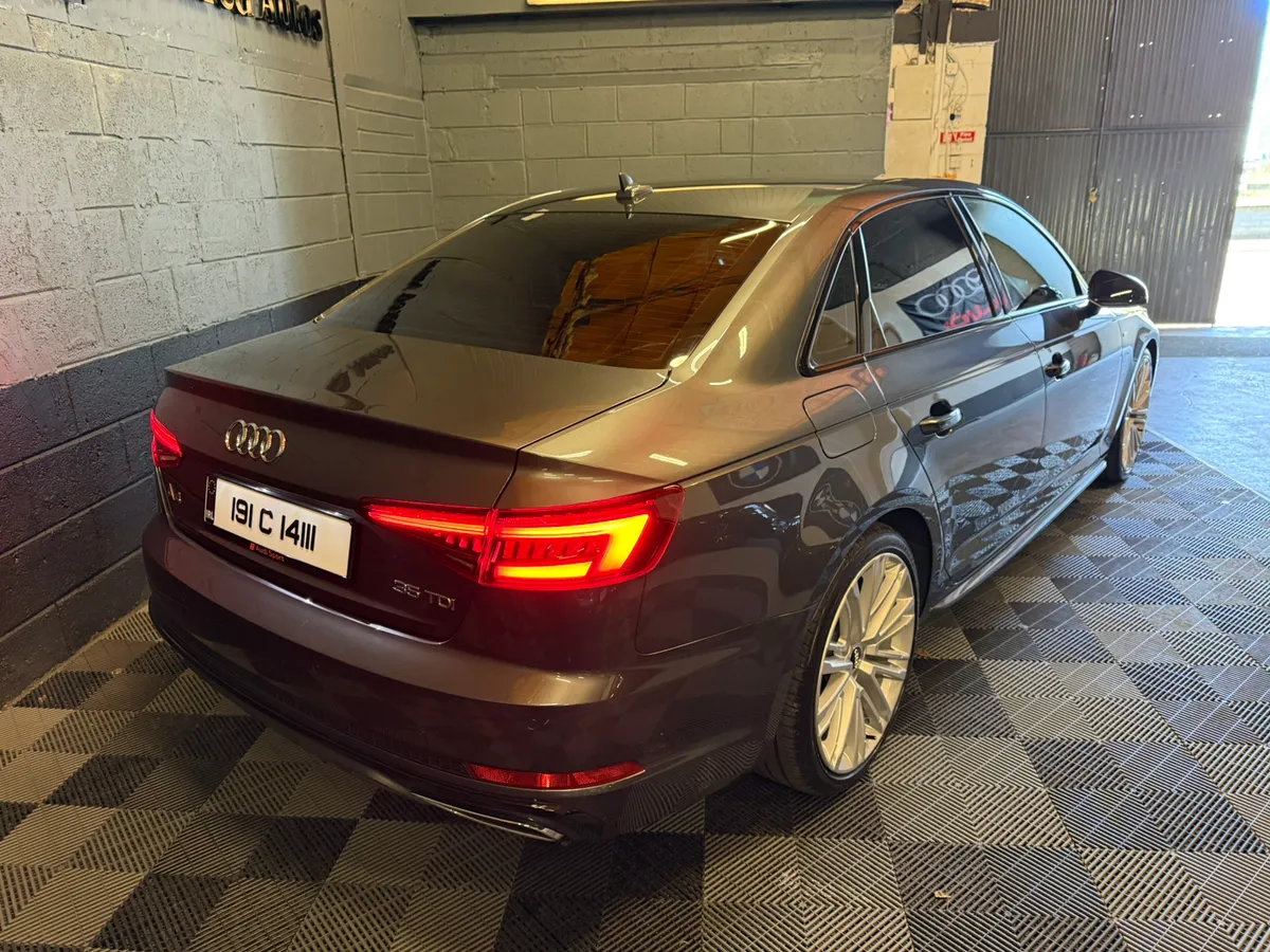 Audi A4 2Ltr TDi SLine Auto - Image 3