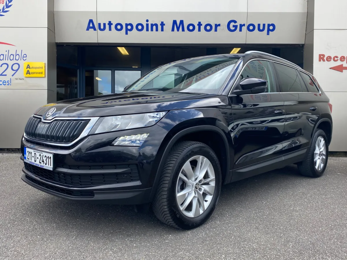 2.0 TDI AMBITION DSG (150bhp) - SAVE 2000eur - Image 1