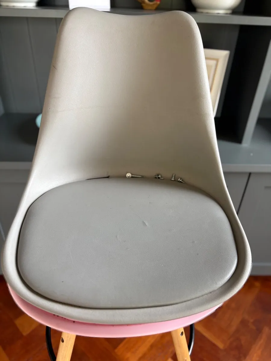 Bar stool pink - Image 3
