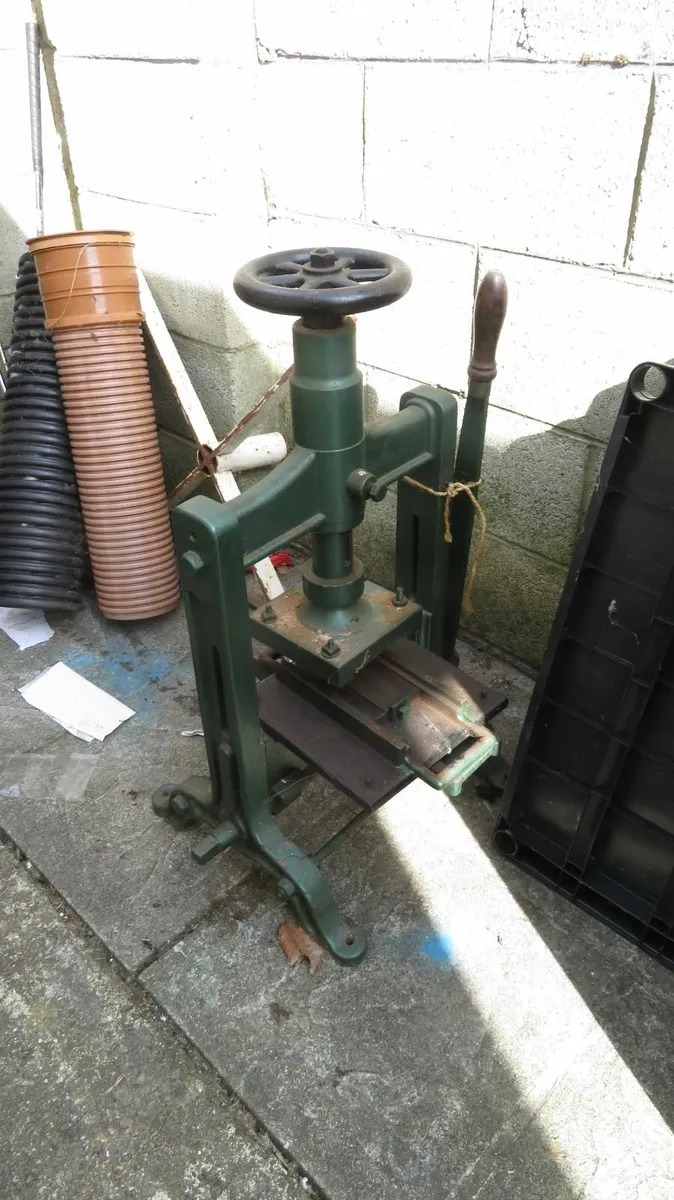 Printing Press Device (very heavy) - Image 2