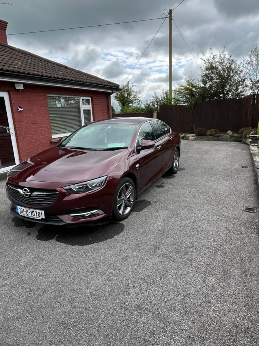 Car - Image 2