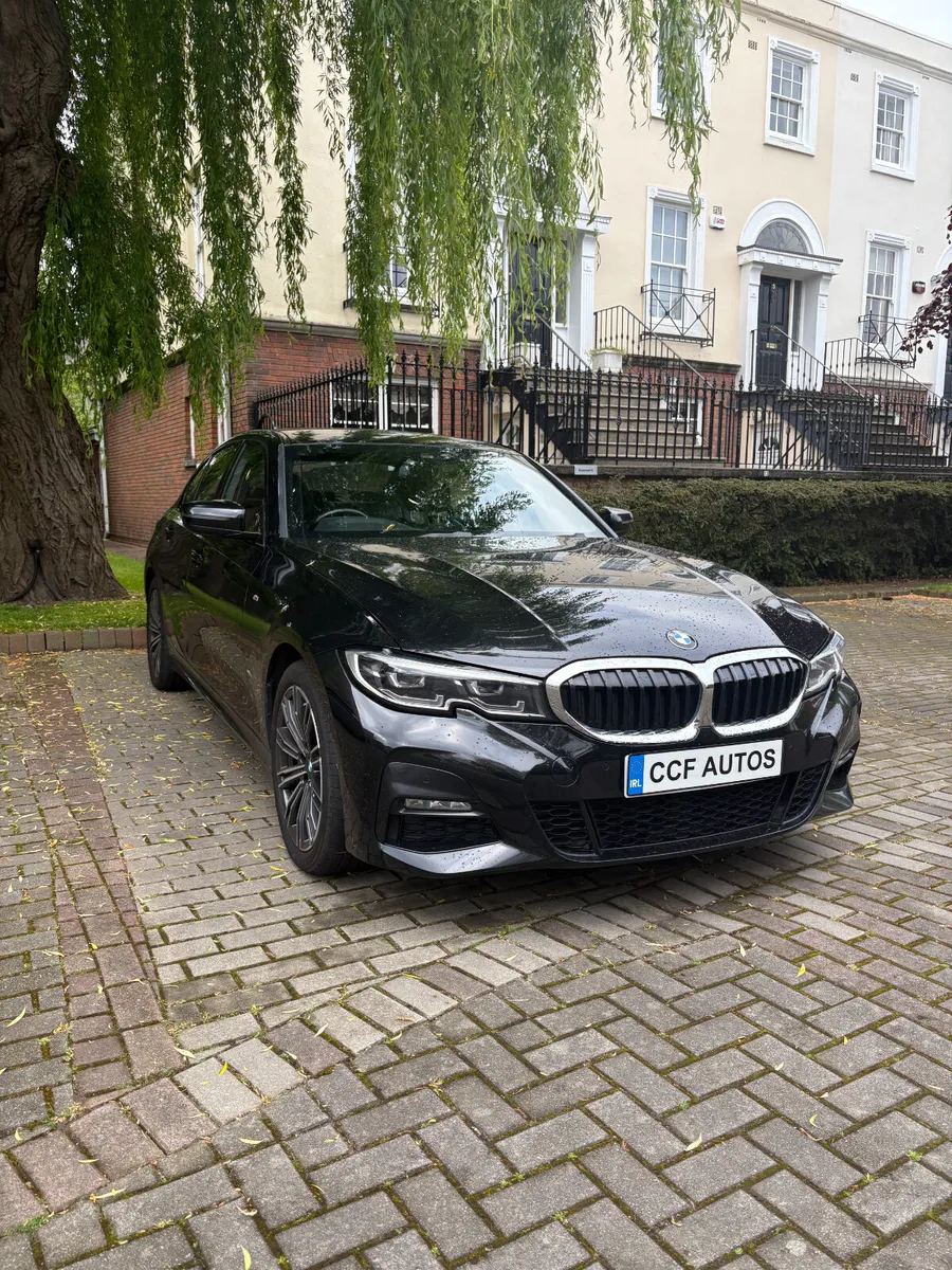 BMW 330E M Sport Saloon HIGH SPEC - Image 2
