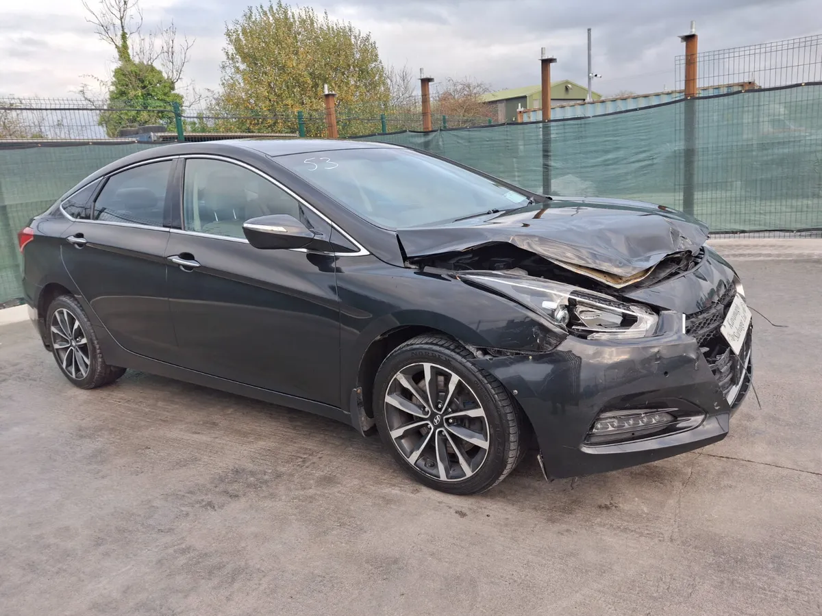 2017 Hyundai i40 Executive 1.7L Diesel - Image 3