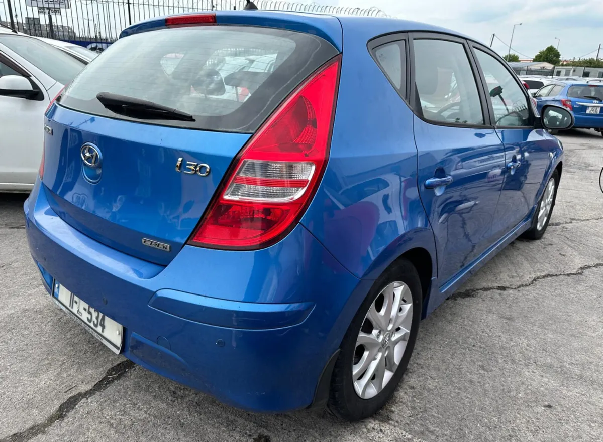 Hyundai i30 2011/ New Nct/ warranty - Image 4