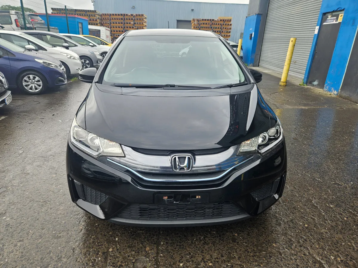 2014 Honda Fit Hybrid Automatic/ Leather Spec - Image 2